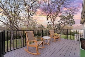 10502 Grand Oak Dr, Austin, TX 78750