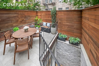 267 W 71st St Unit 1-R, New York, NY 10023