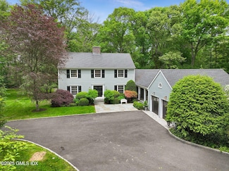 33 Carrington Dr, Greenwich, CT 06831