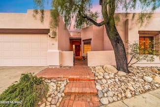 550 E Squirrel Tail Dr, Tucson, AZ 85704