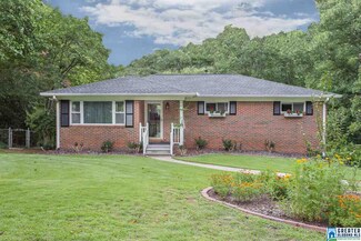 2449 Old Briar Trail, Hoover, AL 35226