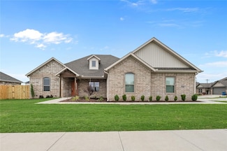 1800 Charles St, Pea Ridge, AR 72751