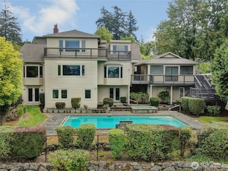 2423 61st Ave SE, Mercer Island, WA 98040