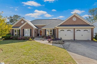 111 Spring Lake Loop, Simpsonville, SC 29681