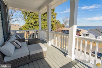 806 Taggart St, Colonial Beach, VA 22443