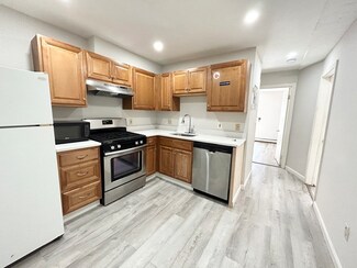 92 Hammond St Unit 1, Roxbury Crossing, MA 02120