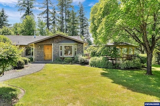 7510 NW Valley View Dr, Corvallis, OR 97330