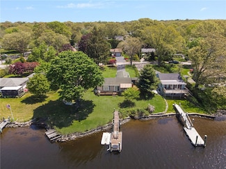 106 N River Dr, Narragansett, RI 02882