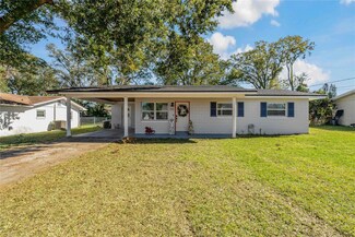 128 Hawthorne Rd, Winter Haven, FL 33884