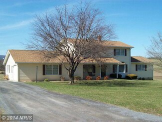 1877 Riverview Dr, Toms Brook, VA 22660