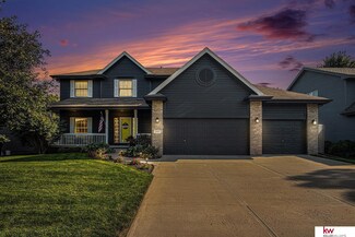 19707 Woolworth Ave, Omaha, NE 68130