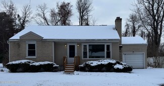 12 Knadler Dr, Latham, NY 12110