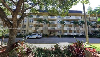 1800 Sans Souci Blvd Unit 201, North Miami, FL 33181