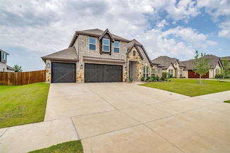 2005 Flora Ln, Desoto, TX 75115