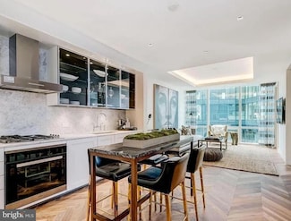 300 International Dr Unit 1907, Baltimore, MD 21202