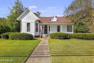 3267 S Liberty St, Canton, MS 39046