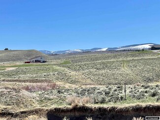 691 Heritage Rd, Lander, WY 82520