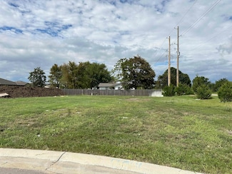4328 N Sunny Ct, Wichita, KS 67205