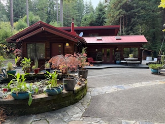 3789 Greenwood Heights Dr, Kneeland, CA 95549