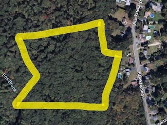 1, 3, 5 Old Lincoln St, Blackstone, MA 01504