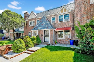 17732 Troutville Rd, Jamaica, NY 11434