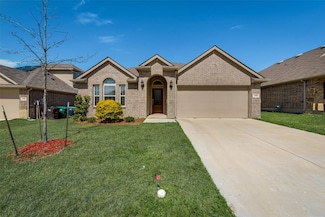 828 Skytop Dr, Haslet, TX 76052