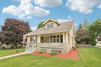 1432 12th Ave, Grafton, WI 53024