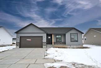 7167 Chapelle Ave, Idaho Falls, ID 83402