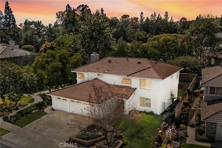 2833 Longspur Dr, Fullerton, CA 92835
