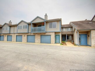 2408 Windward Blvd Unit 104, Champaign, IL 61821