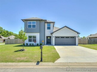 8476 Dunnwood Rd, Claremore, OK 74019