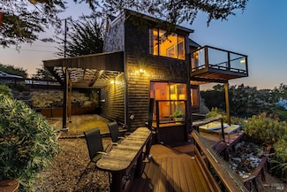 2020 Sandpiper Ct, Bodega Bay, CA 94923