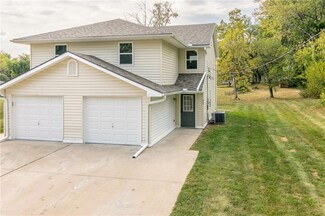 504 Russell St, Lathrop, MO 64465