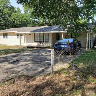 6992 Burrell Ln, Pensacola, FL 32503