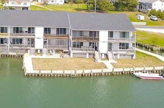 7622 E Side Rd, Chincoteague, VA 23336