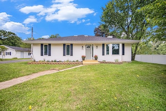 1945 Cooper St, Jackson, MI 49202
