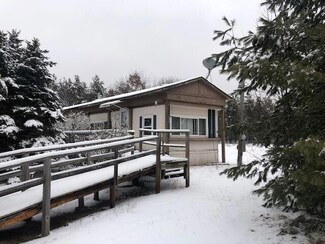 472 N Spite Ave, Grayling, MI 49738