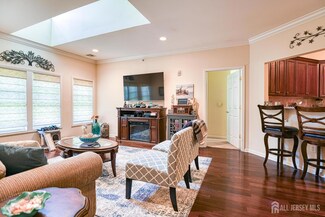 5203 Cedar Village Blvd, East Brunswick, NJ 08816