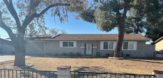 10076 7th Ave, Hesperia, CA 92345