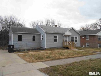 415 E 13th St, Davenport, IA 52803