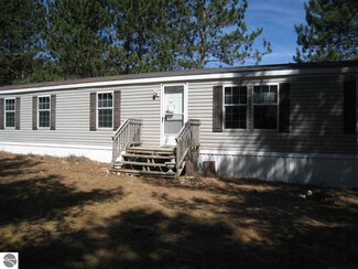1694 Boardman Rd SW, South Boardman, MI 49680