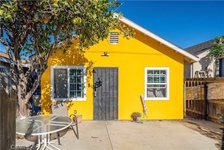 13032 S Main St, Los Angeles, CA 90061