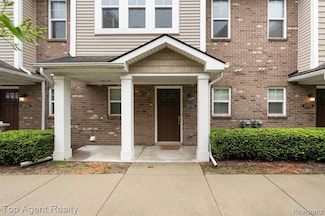 1071 N Sherman Dr Unit B, Royal Oak, MI 48067