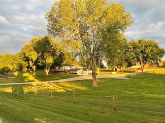 36983 W 148th St, Rayville, MO 64084