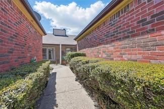 3217 Whatley Dr, Garland, TX 75043
