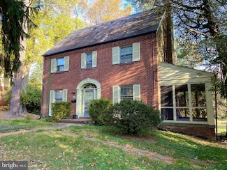 1201 Noyes Dr, Silver Spring, MD 20910