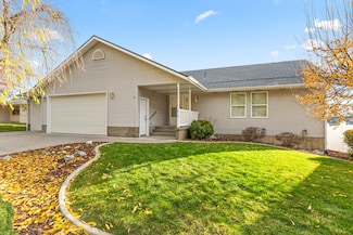 1916 E Hawthorne Ave, Colville, WA 99114