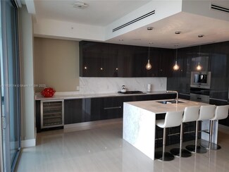 3250 NE 188th St Unit 906, Aventura, FL 33180