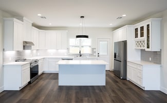 13907 3rd St, Santa Fe, TX 77517