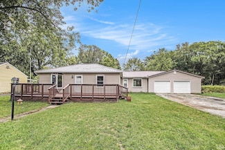 310 E Adams St, Osceola, IN 46561